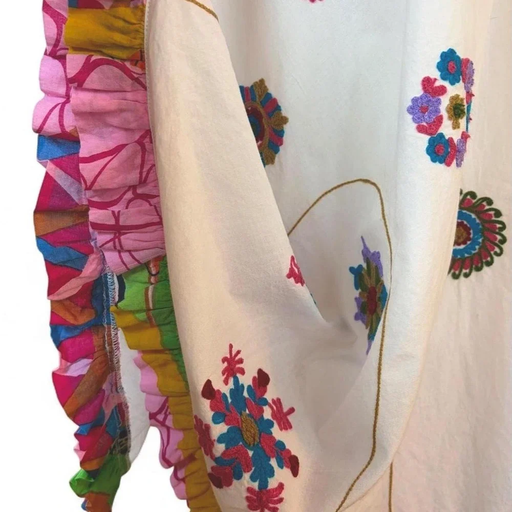 Vintage Y2K Chain stitch Folk Floral Ruffle Maxi Skirt. Size small